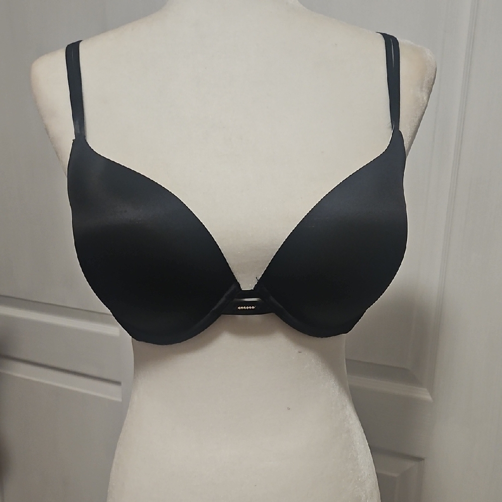 Victoria's Secret Black Smooth Push-Up Bra